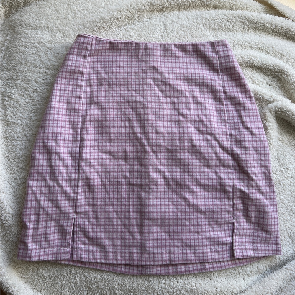 Brandy Melville pink plaid skirt